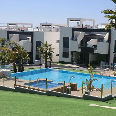 Casas Holiday - Los Altos ตอร์เรเวียคา ภายนอก รูปภาพ